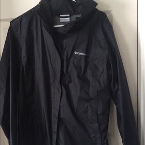 Columbia Windbreaker Jacket **PRICE REDUCED